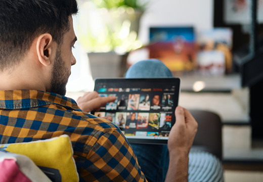 Bild som beskriver SVT och TV4 dominerar svensk videomarknad – YouTube halkar efter